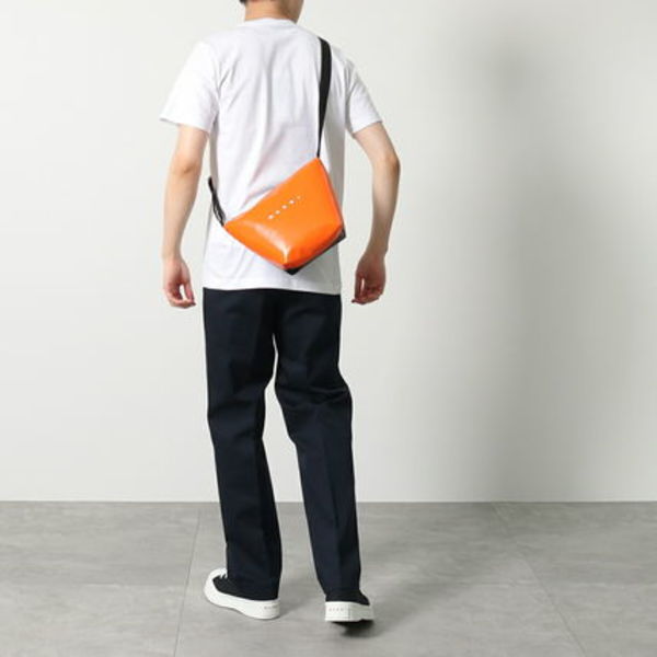 無駄の無いシンプルさを魅力に。