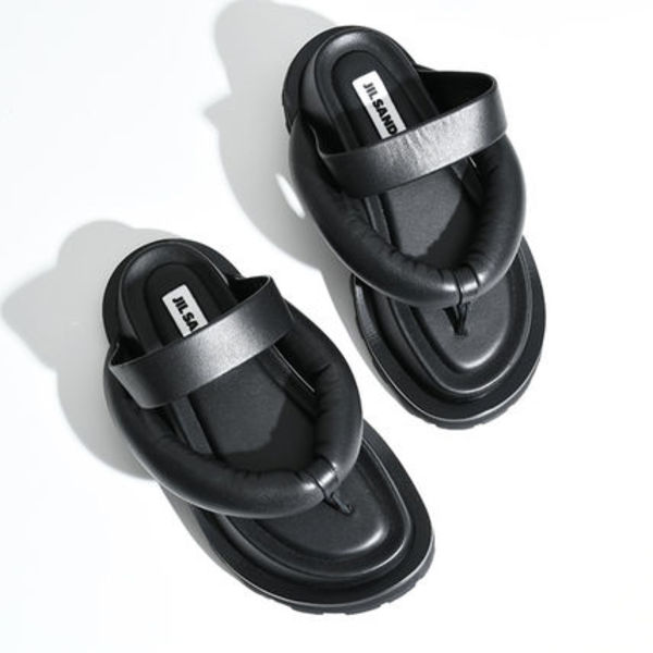 プラットフォームサンダル