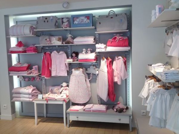 0歳〜12ヶ月までの「ベビーライン」