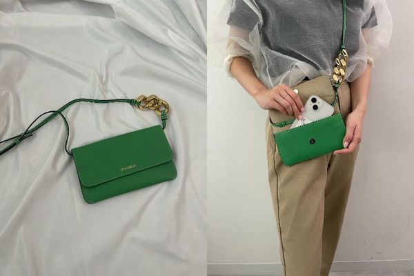 J W ANDERSONスマホショルダーサイズ感