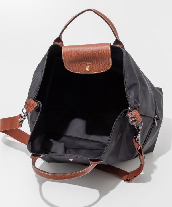 これだけ入れてもスッキリ収まる!