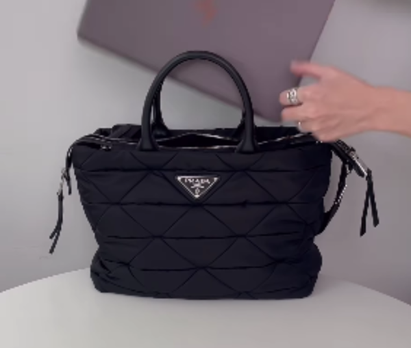 たて21cm × よこ24cm × マチ13cm