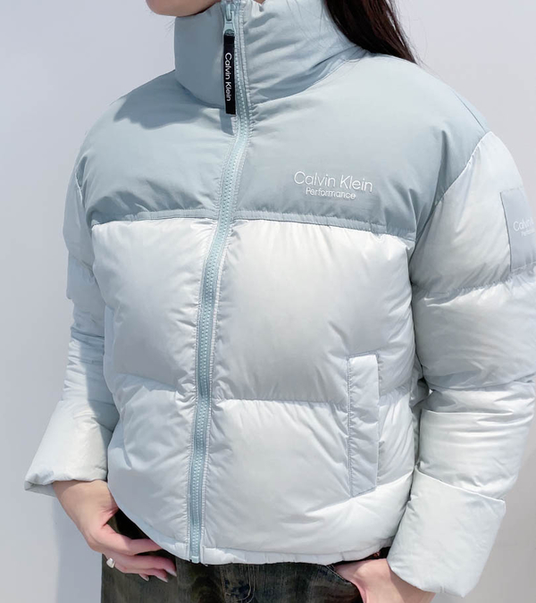 ダウン(DUCK)80%・フェザー20%の本格ダウン!