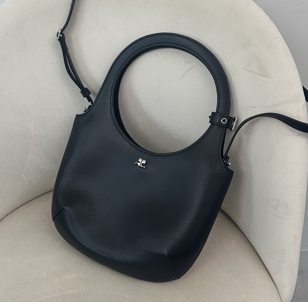 サイズ : たて34cm × よこ24cm × マチ19cm