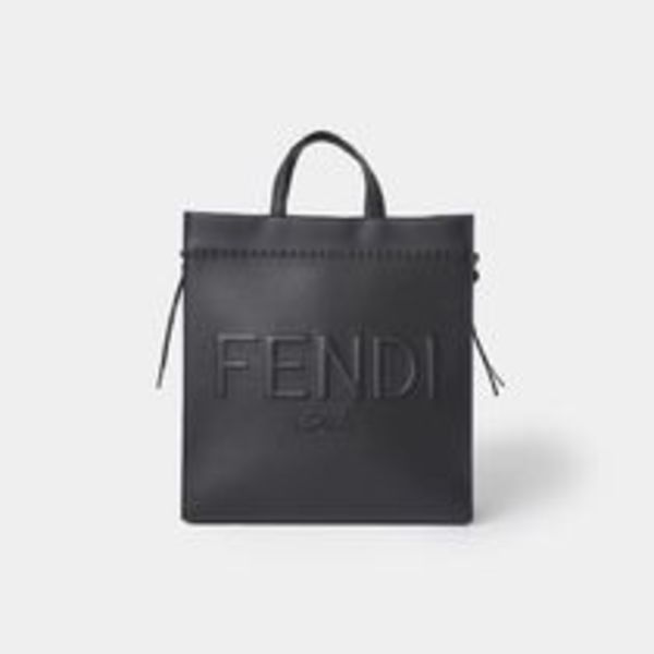 FENDI  フェンディ ゴートゥ ショッパー ミディアム バッグ