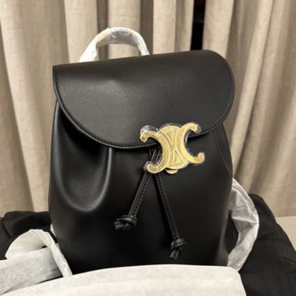 エレガントな◇ CELINE ボニー バックパック  スムースカーフ 黒