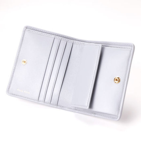 ミュウミュウ マトラッセ 折りたたみ財布