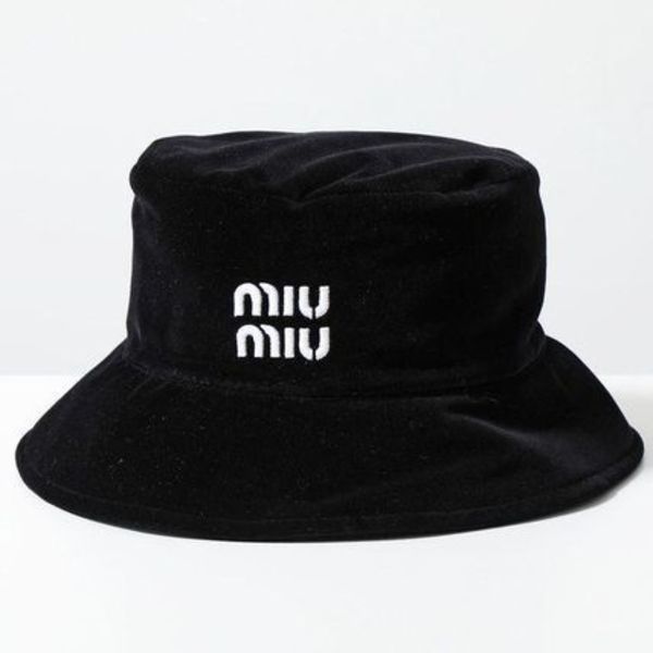 MIUMIU バケットハット 5HC196 068 ベロア ロゴ刺繍