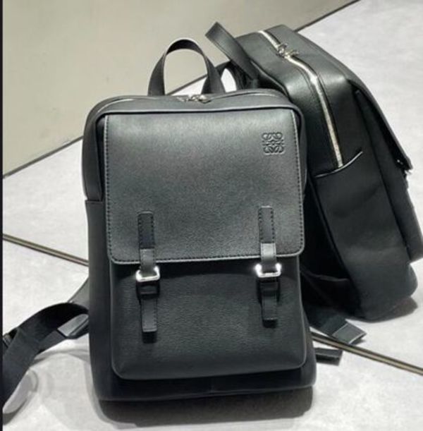 【現地価格!】LOEWE(ロエベ)ミリタリーバックパック