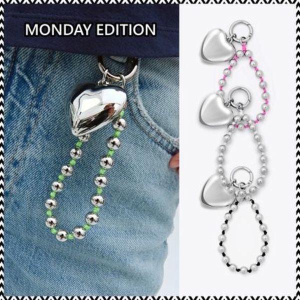 《MONDAY EDITION》 HEART AND BALL STRAP KEYRING