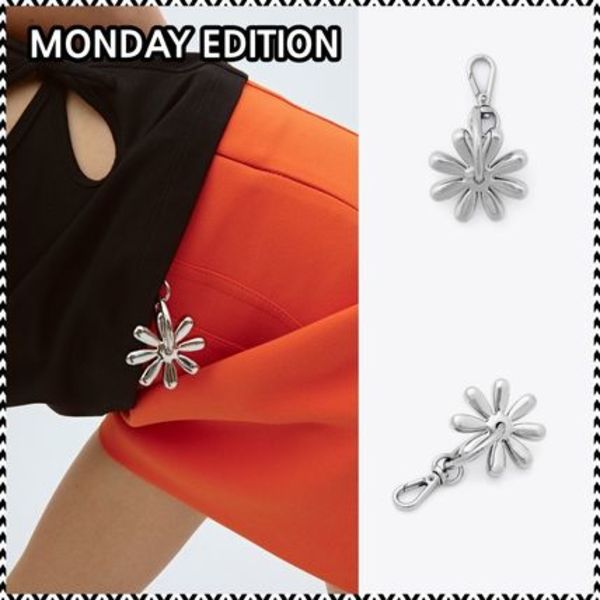 [Monday×Mardi]携帯&バッグキーリング★ポイント★日本未入荷 mardi Monday Edition(マンデイエディション) xme(エックスミー