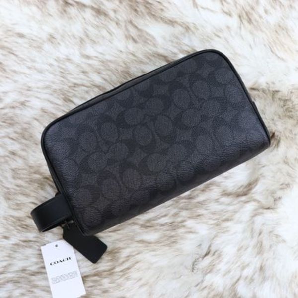 旅行に 即発 COACH  ポーチ スモール トラベルキット 送料関税込