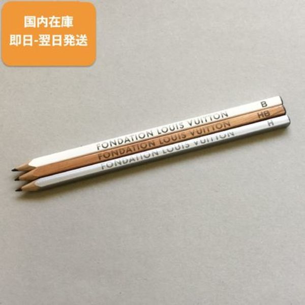LOUIS VUITTON 財団美術館 鉛筆
