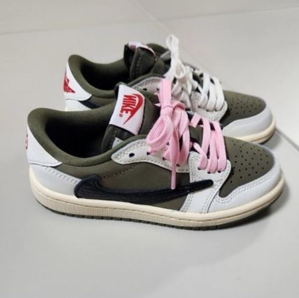 【Jordan 1 x Travis Scott】(PS)Retro Low OG SP Reverse Olive