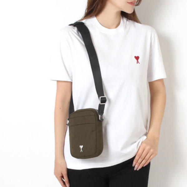 スモールクロスボディバッグ