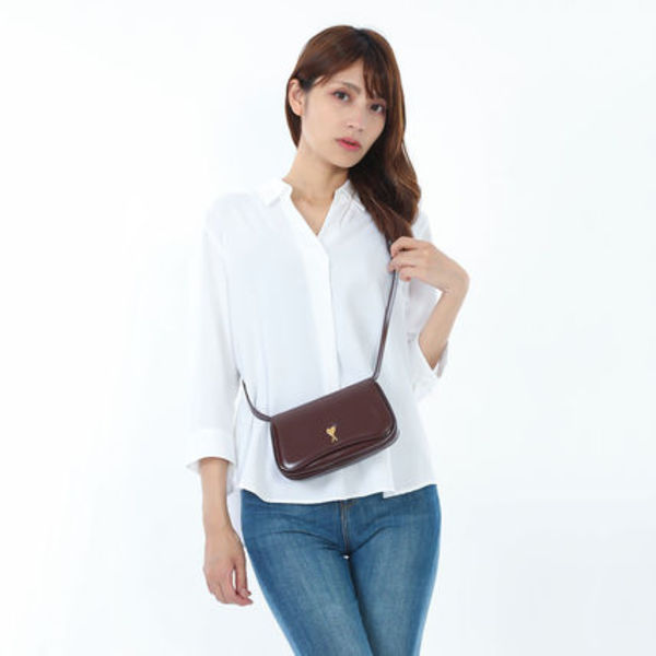 ショルダーバッグ