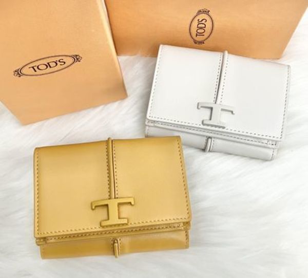 【TOD'S】SALE !!! Tタイムレス 三つ折り財布 Compact Wallet