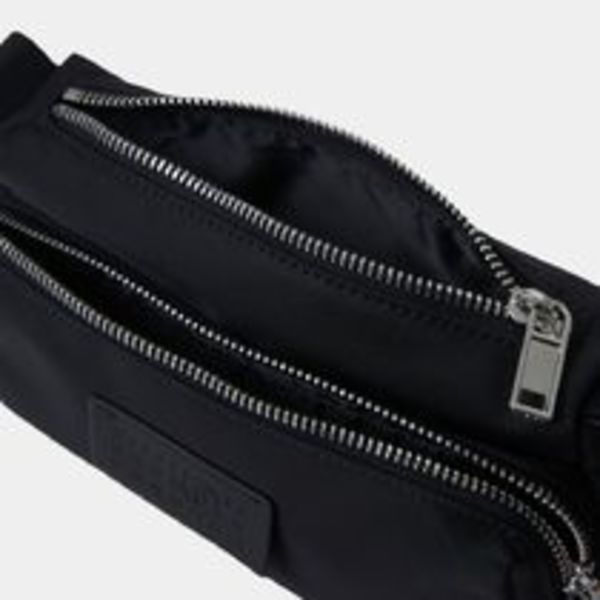 MM6 ナイロン クロスボディバッグ Numeric ロゴ Black