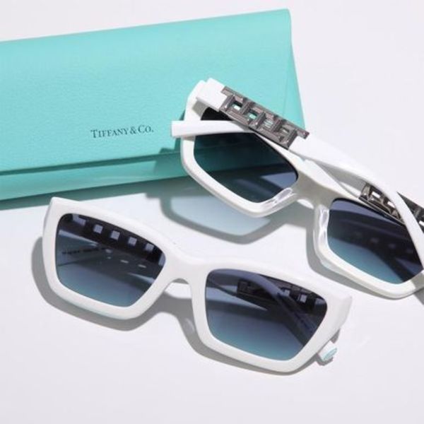 Tiffany&Co. サングラス TF4213-F スクエア型