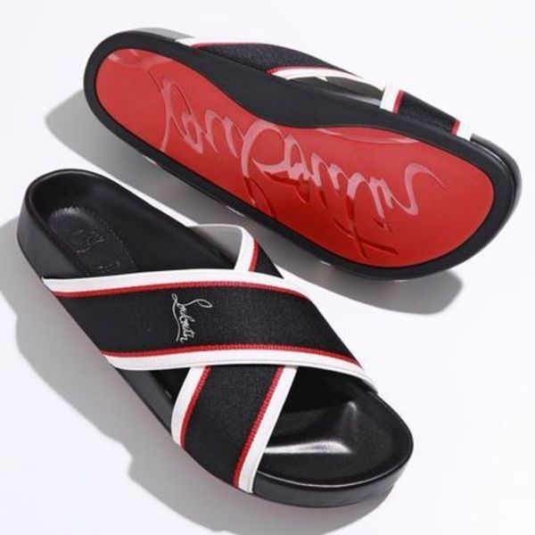 Christian Louboutin サンダル HOT CROSS BIZZ FLAT 1240606