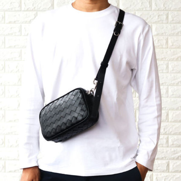 BOTTEGA VENETA ボッテガヴェネタ クロスボディ カメラバッグ