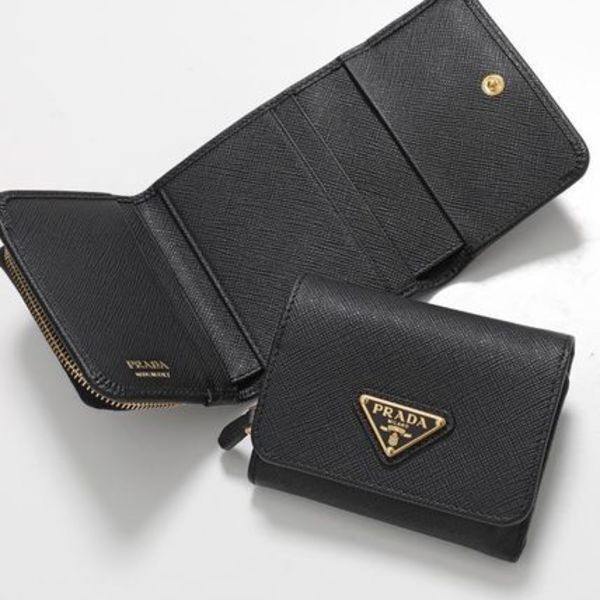 PRADA 三つ折り財布 1MH044 QHH サフィアーノレザー