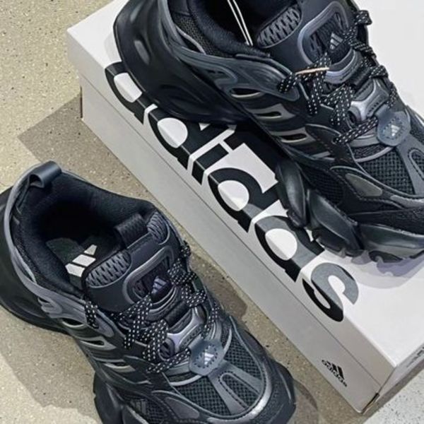 ★ADIDAS★XLG Runner Deluxe 厚底 スニーカーJR3086★追跡可