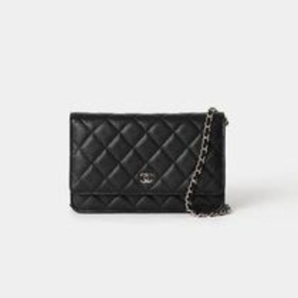 【即発・国内在庫】CHANEL チェーンウォレット キャビアスキン
