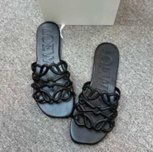 【LOEWE】ロエベ ペタル アナグラム スライド サンダル ロゴ