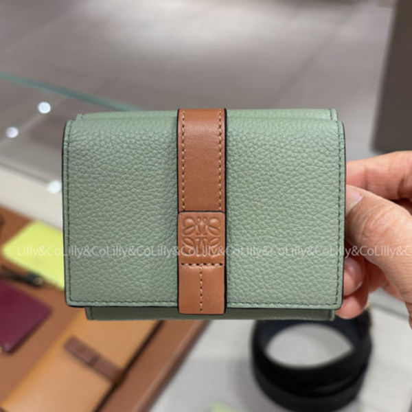 LOEWE☆トライフォールド ウォレット
