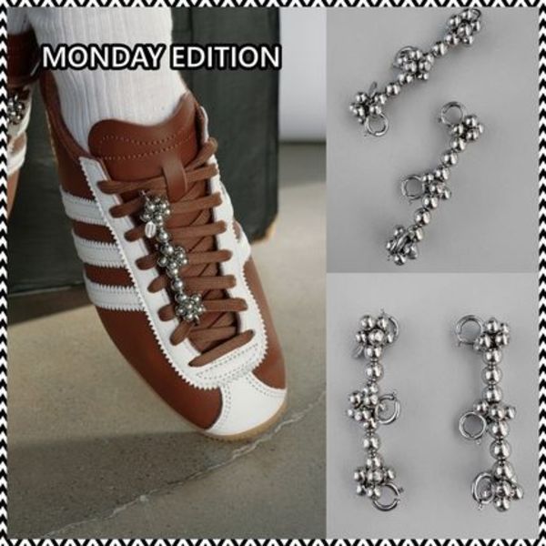 《MONDAY EDITION》 Silver BUDS SHOELACE CHARMS(SET)