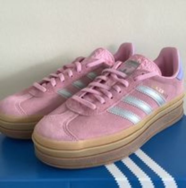 adidas★ジュニア ガゼルボールド 厚スニーカー 大人もOK 追跡有