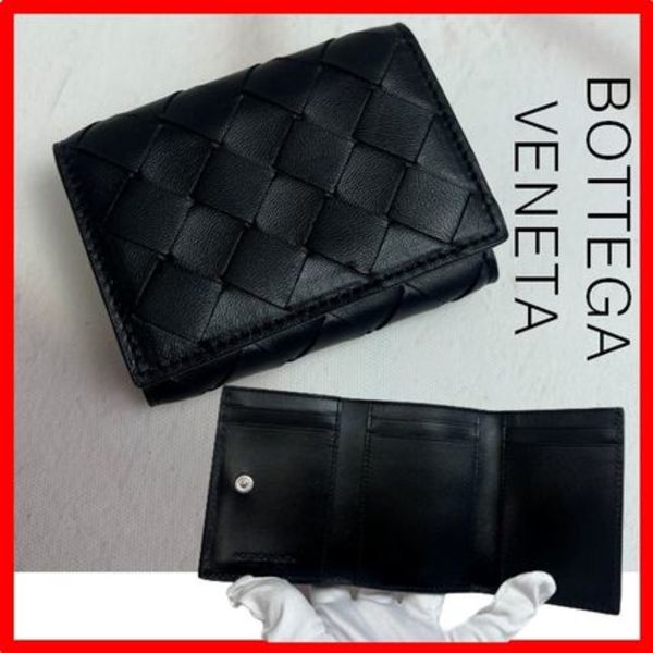 ★韓国の人気★【BOTTEGA VENETA】★INTRECCIATO 三つ折り財布★