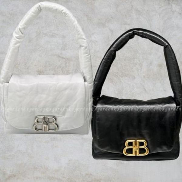 すぐ届く!BALENCIAGA MONACO スモールスリングバッグ