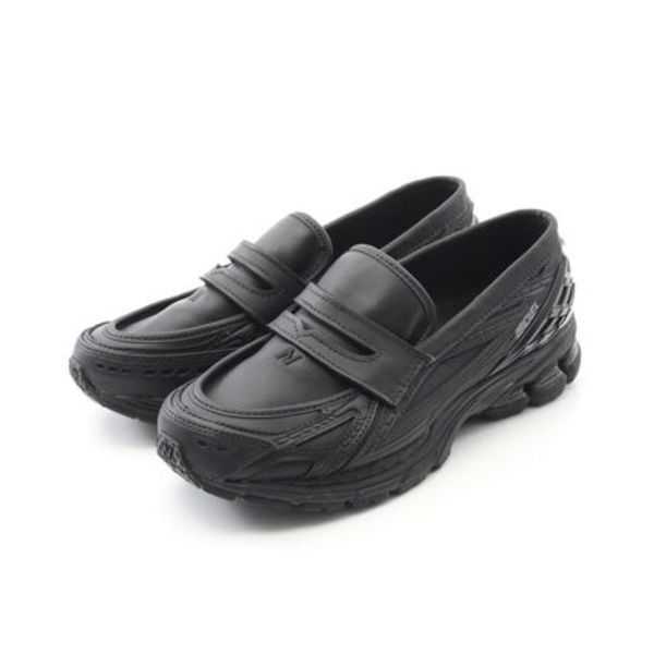 NEW BALANCE カジュアルシューズ