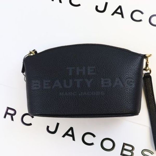 即発 MARC JACOBS トップジップ 多機能ポーチ クラッチ 関税込