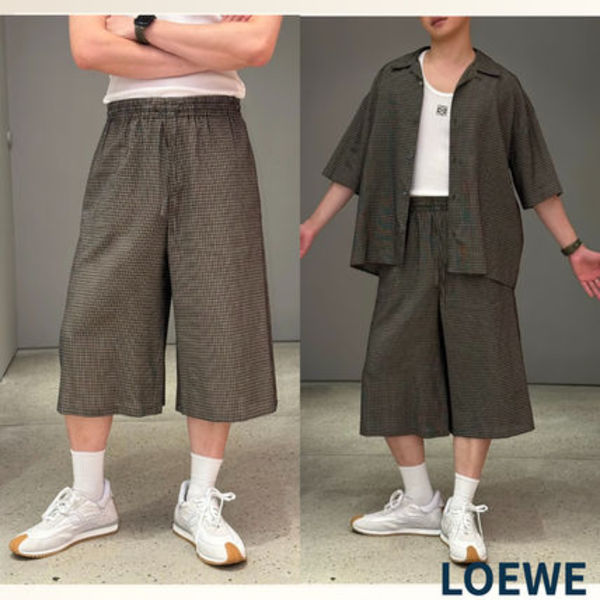 ゆったりと《LOEWE》リネンとコットン ドローストリングショーツ