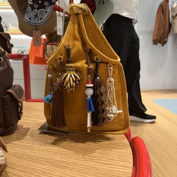 正規品★MiuMiu★ 5BA295 トリック付 スエード バッグ