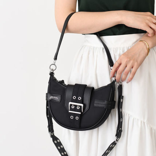 【国内即発】GANNI BUCKY CROSSBODY BAG SMALL