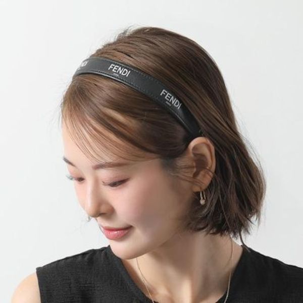FENDI カチューシャ FXQ978 ANDR ラムレザー ロゴ