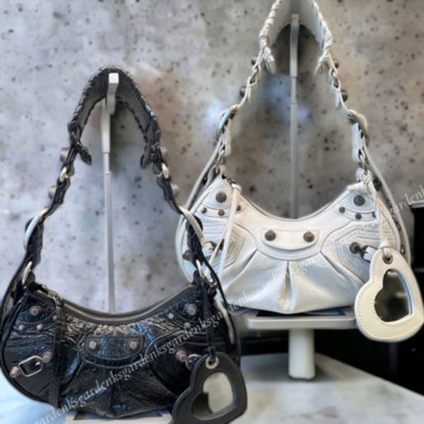 すぐ届く!BALENCIAGA LE CAGOLE XS バッグ ポーチ&ミラー付