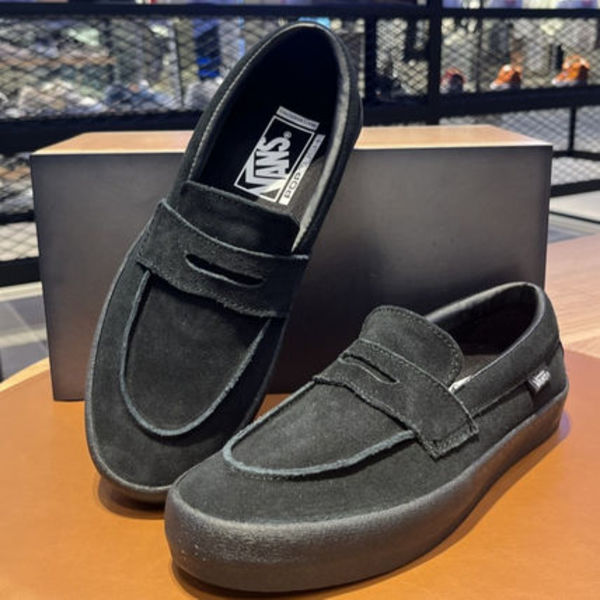 [VANS] スケートローファースエードスリップオンブラック