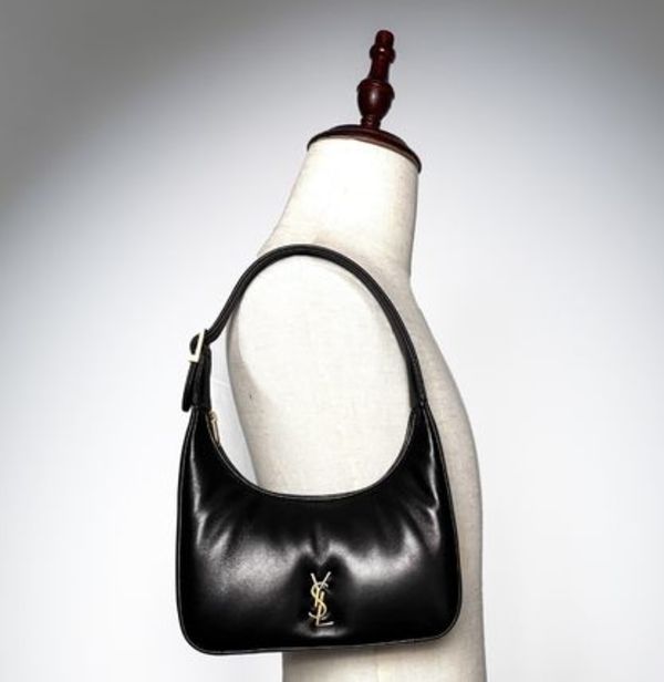 Saint Laurent  mini hobo ミニホーボー ラムスキン バッグ