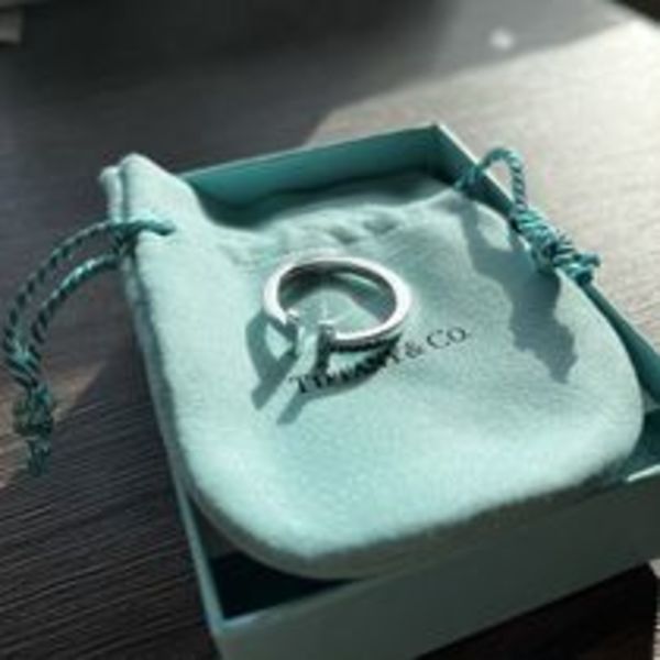 人気♪ Tiffany(ティファニー)  シルバー Tスクエア リング