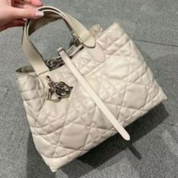 【Dior】ディオール Dior Toujours バッグ ラージ カナージュ