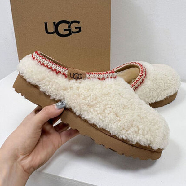 【UGG】Tasman Maxi Curly サンダル 1158356