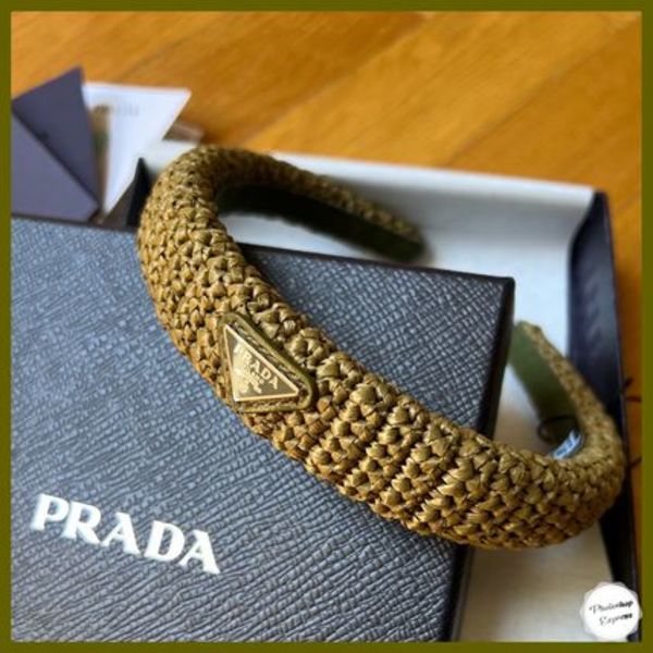 PRADA((現品限り))ラフィア三角ロゴ付きカチューシャ