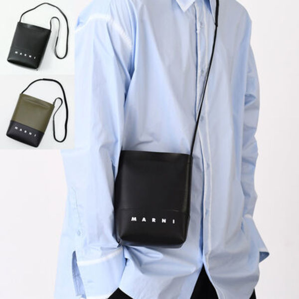 【国内即発】MARNI シューレースストラップ付き ボディバッグ