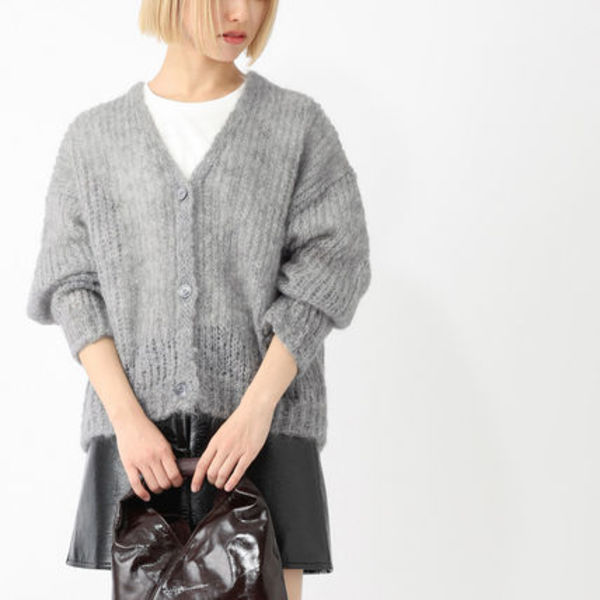 WEEKEND Max Mara Vネック カーディガン