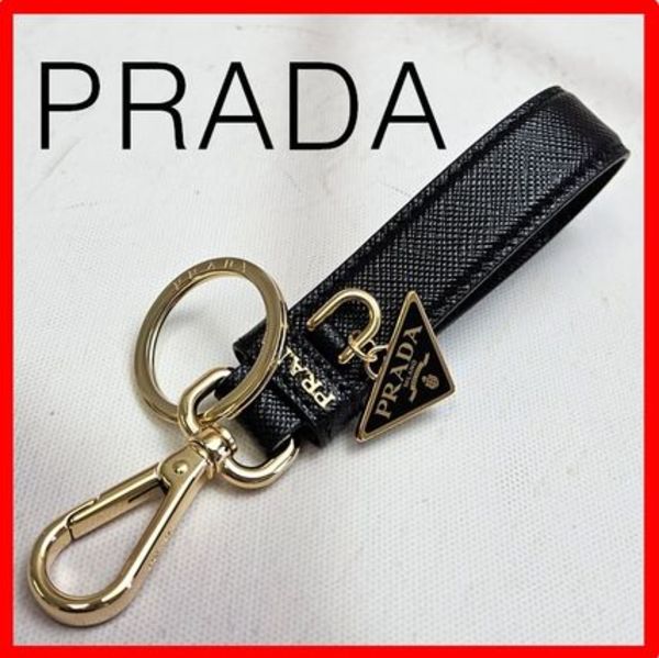 ★韓国の人気★【PRADA】★サフィアーノ ロゴ キーリング★